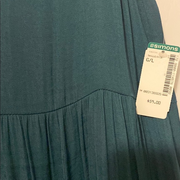 Simons dress - Picture 2 of 6